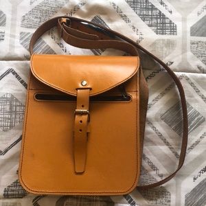Medium size brown leather purse